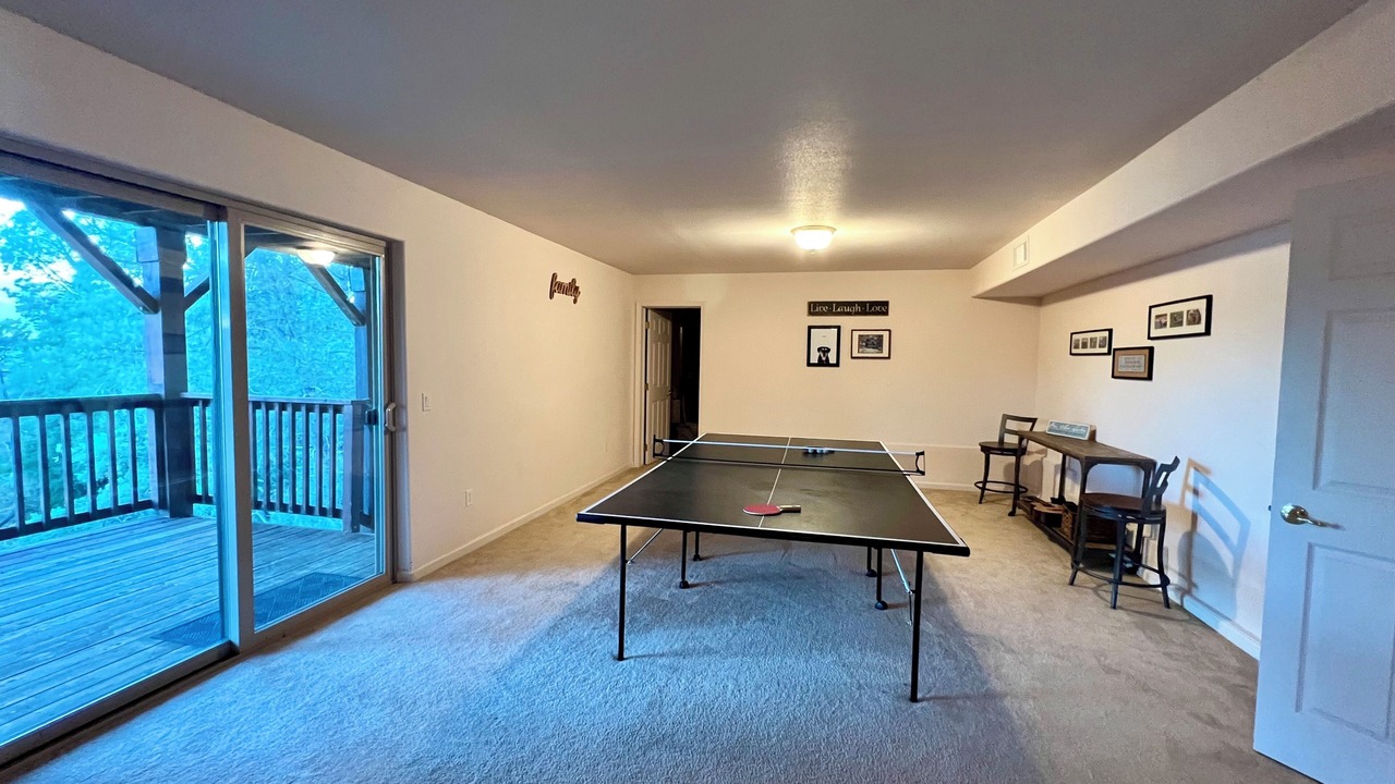 Photo of Bedroom in Oak Shores