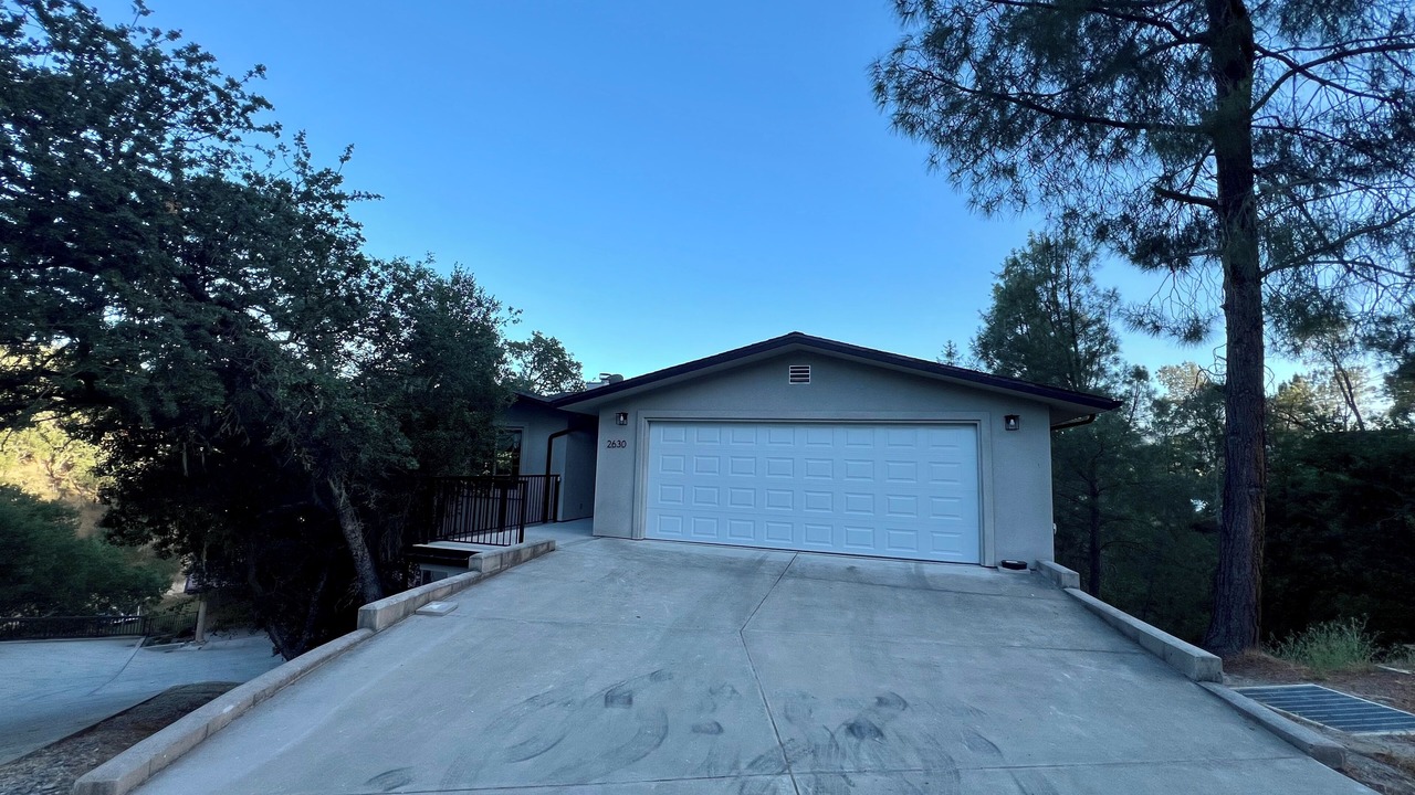 Photo of Outdoor in Oak Shores