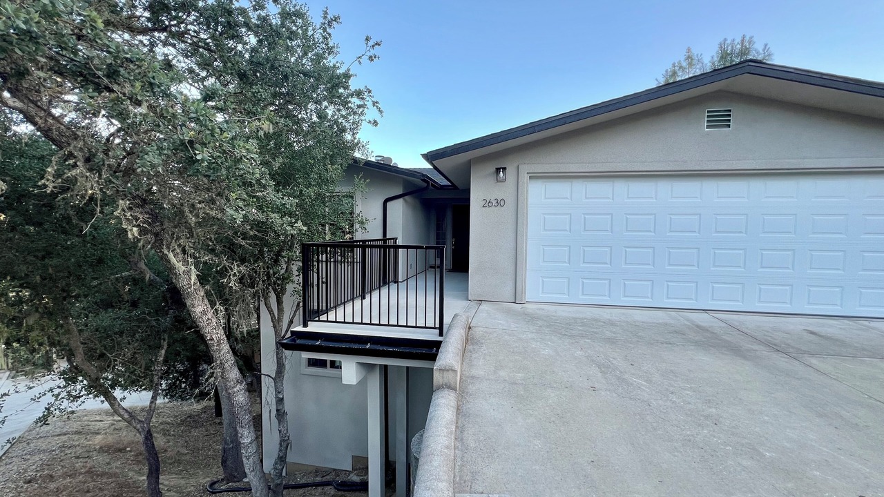 Photo of Outdoor in Oak Shores