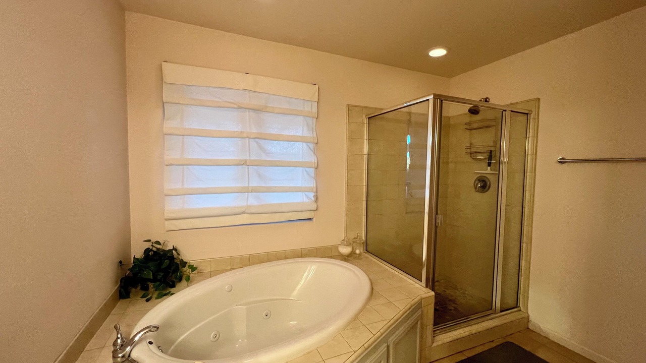 Photo of Bathroom in Oak Shores