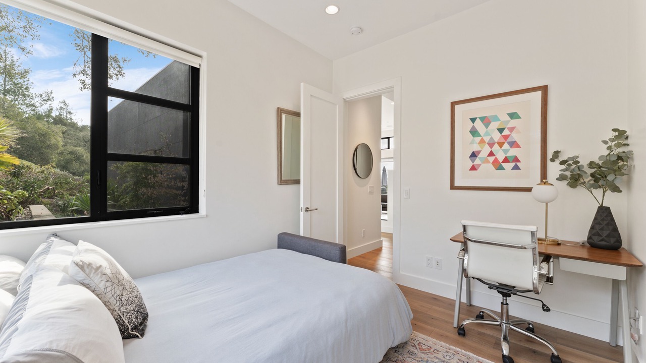 Photo of Bedroom in Forestville