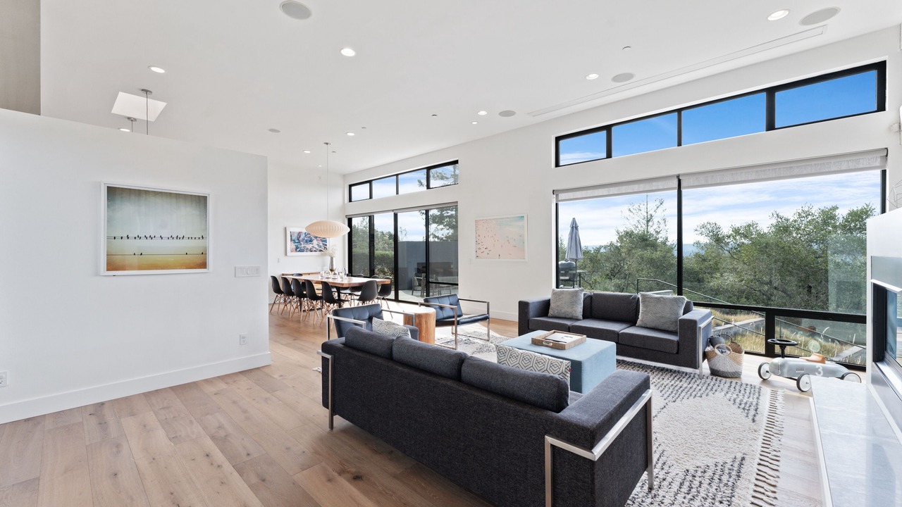 Photo of Livingroom in Forestville