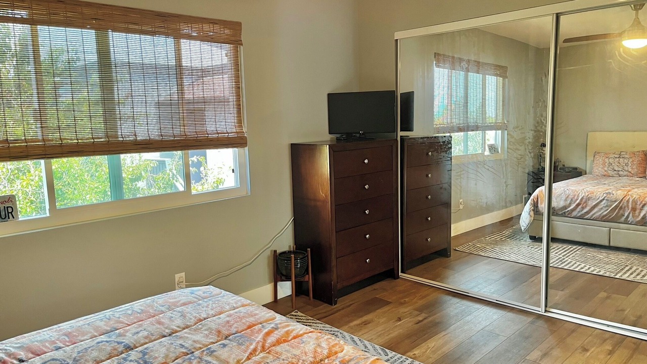 Photo of Bedroom in Midway-Pacific Highway