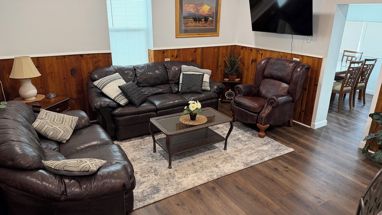 Photo of Livingroom in Monroe