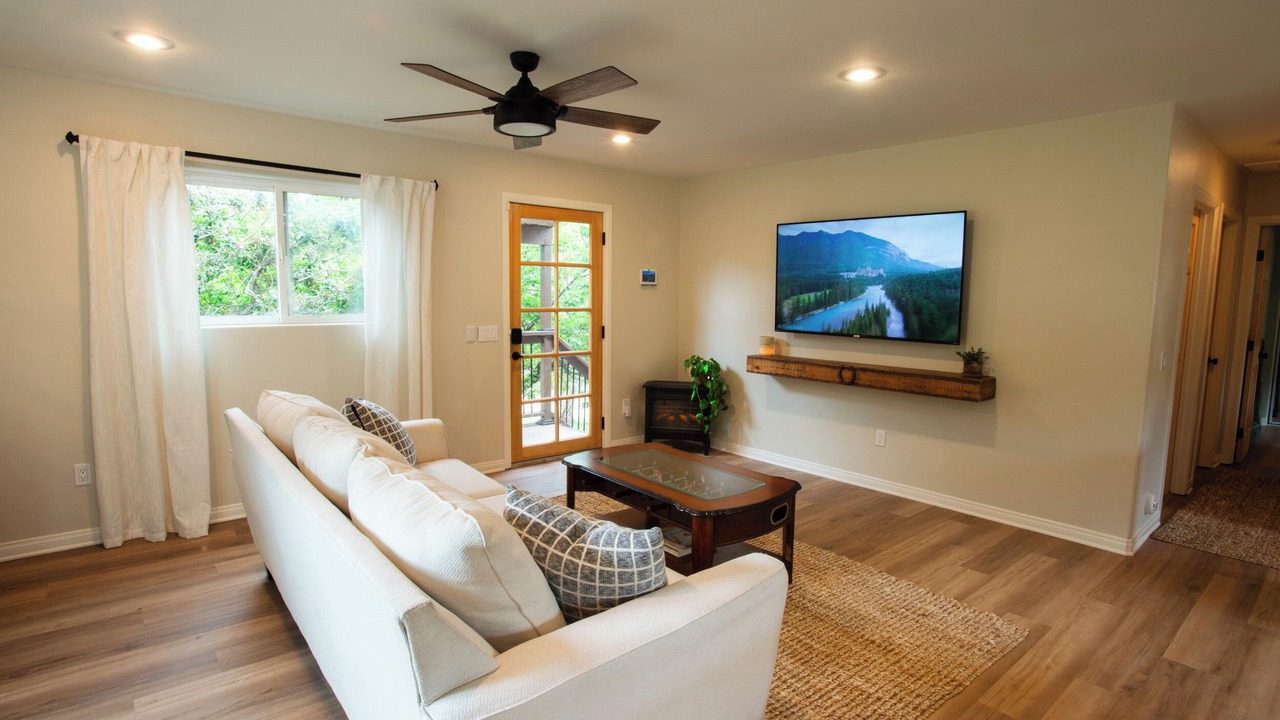Photo of Livingroom in Coto de Caza