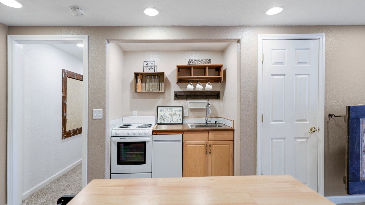 Photo of Kitchen in Sunset