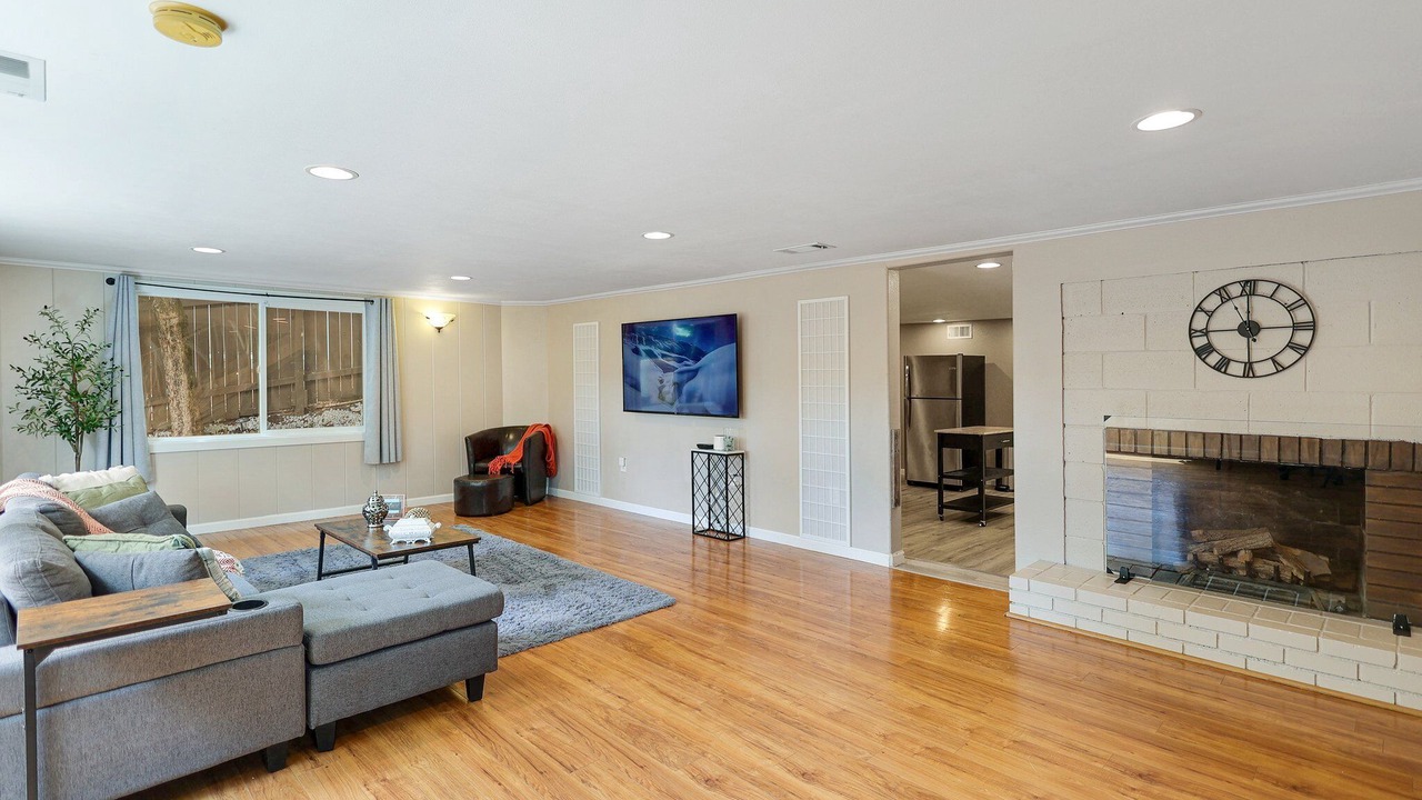 Photo of Livingroom in Sunset