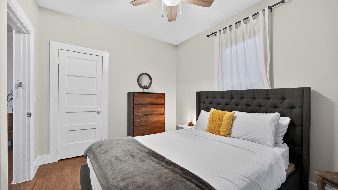 Photo of Bedroom in Central Sacramento