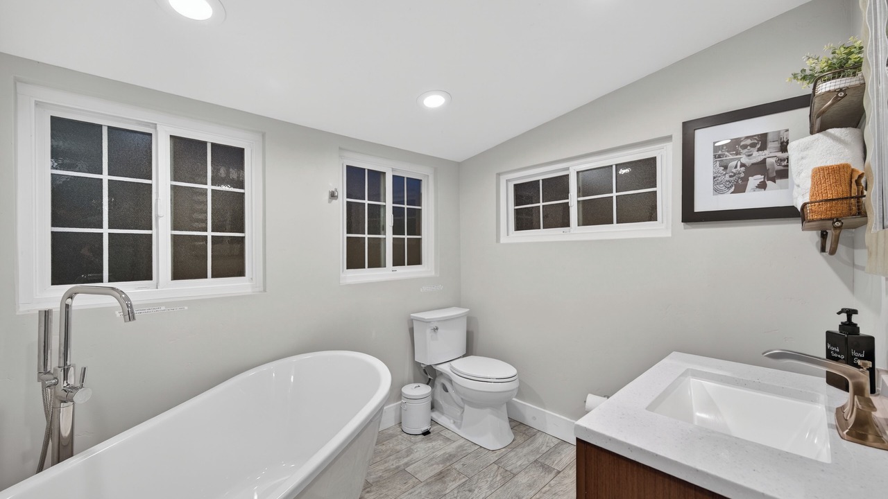 Photo of Bathroom in Central Sacramento