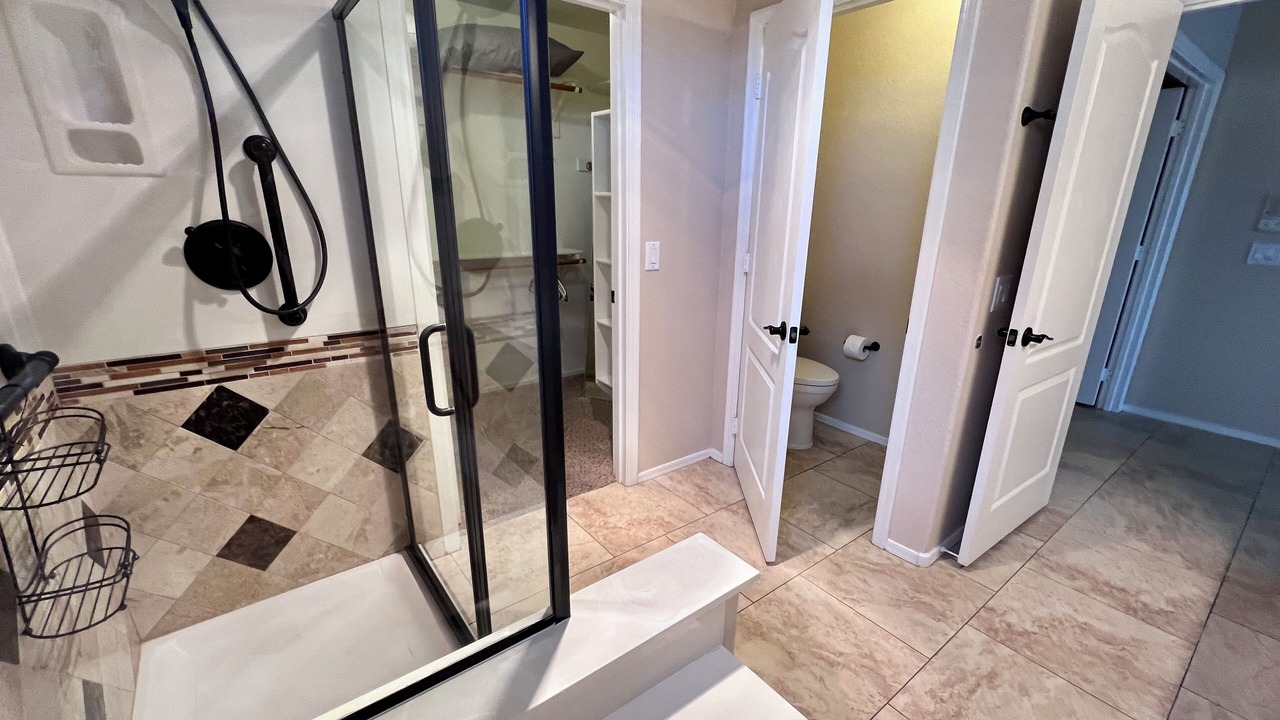 Photo of Bathroom in Coyote Lakes
