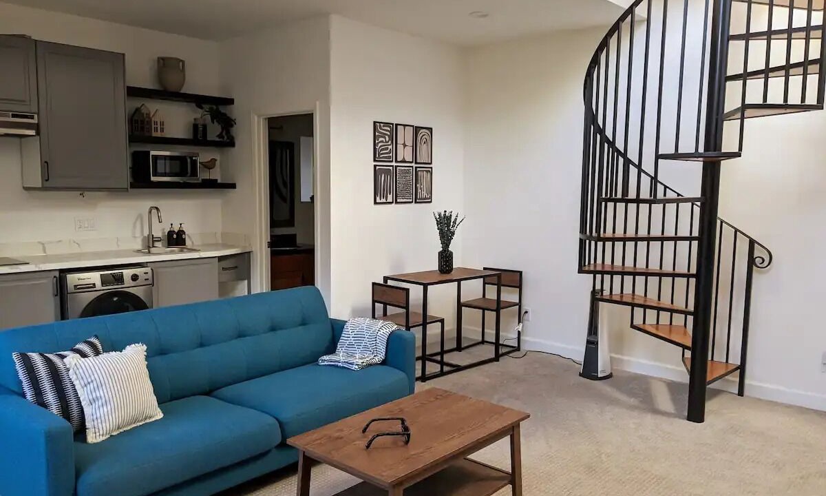 Photo of Livingroom in Mountain View