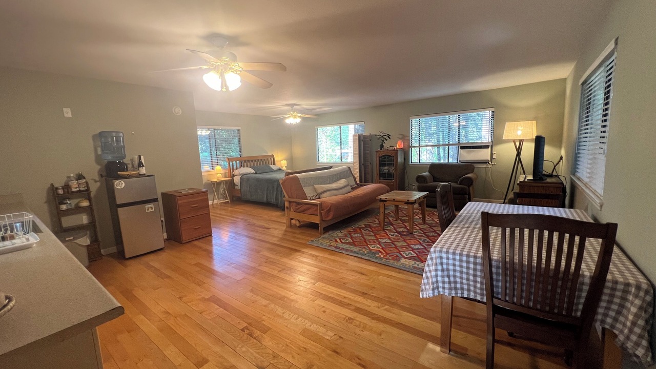 Photo of Livingroom in Nevada City