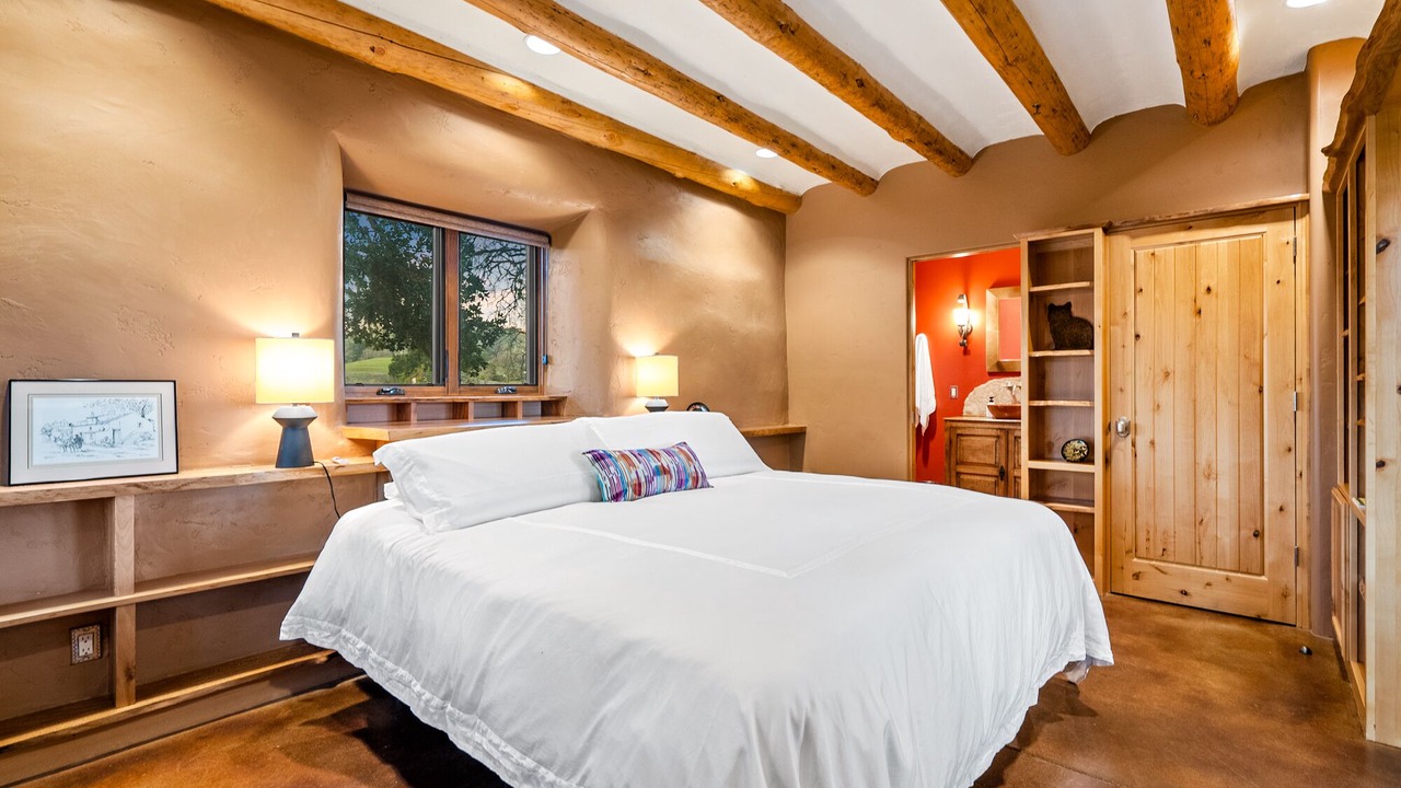 Photo of Bedroom in Atascadero