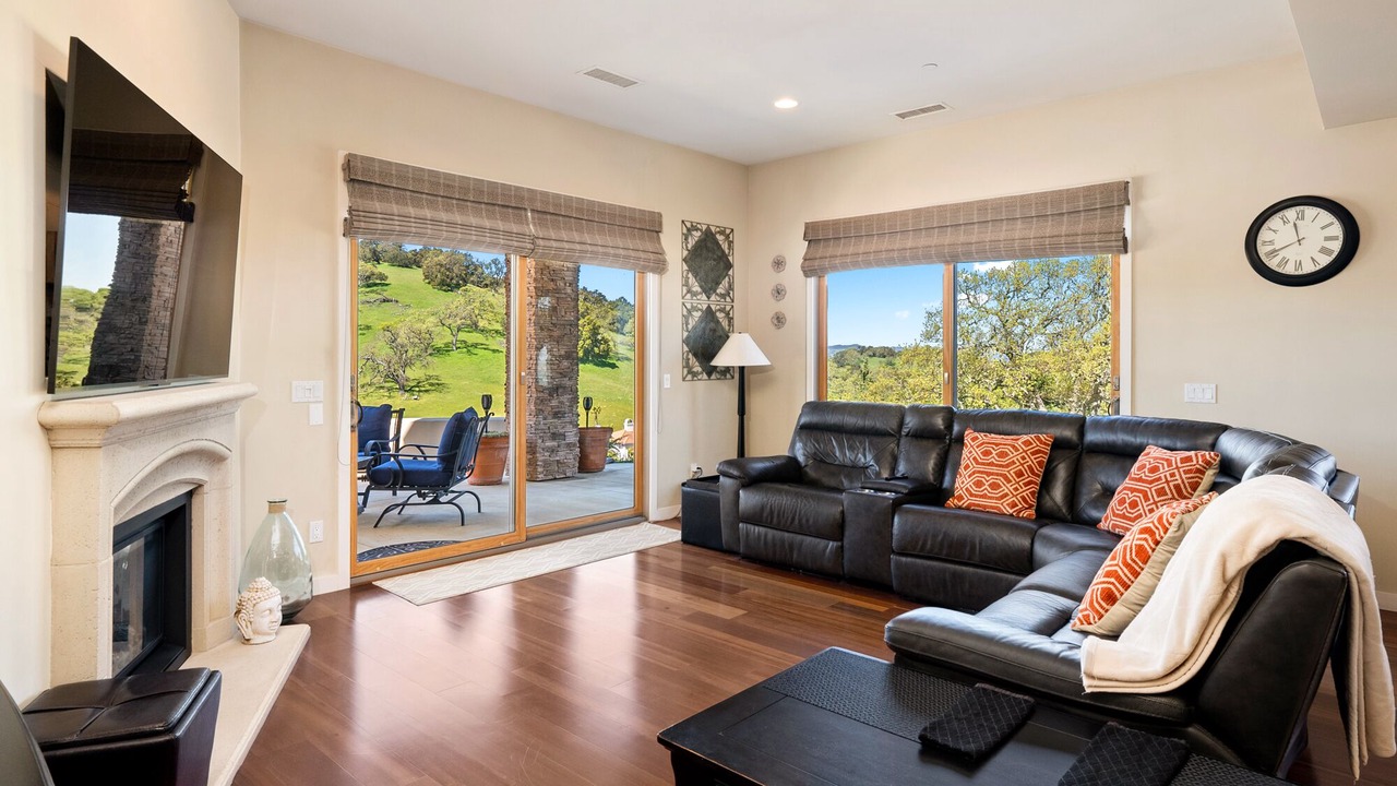 Photo of Livingroom in Atascadero
