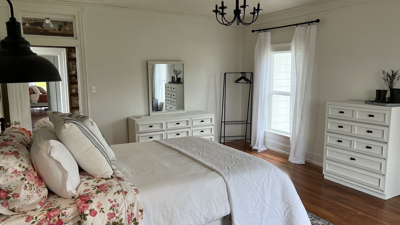 Photo of Bedroom in Ferndale