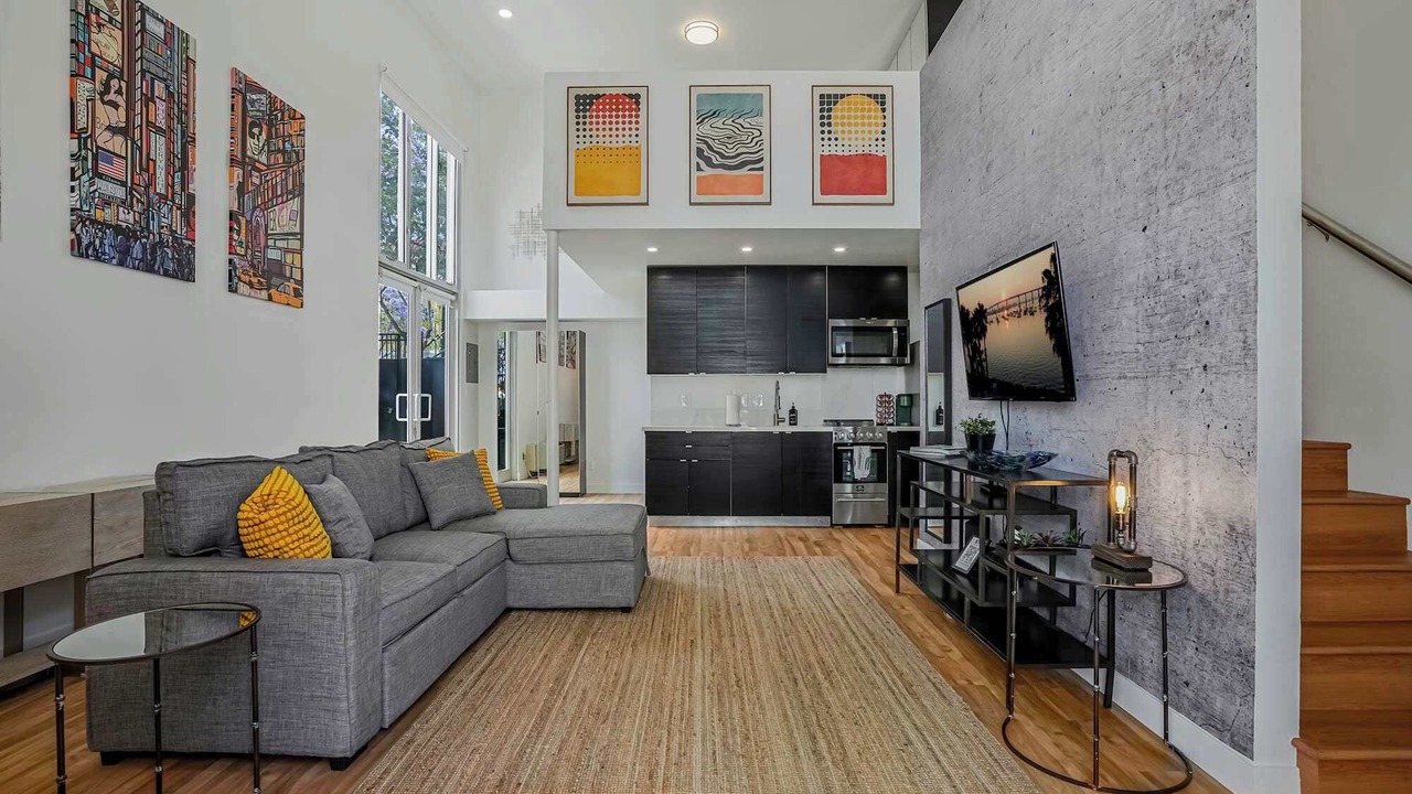 Photo of Livingroom in Little Italy
