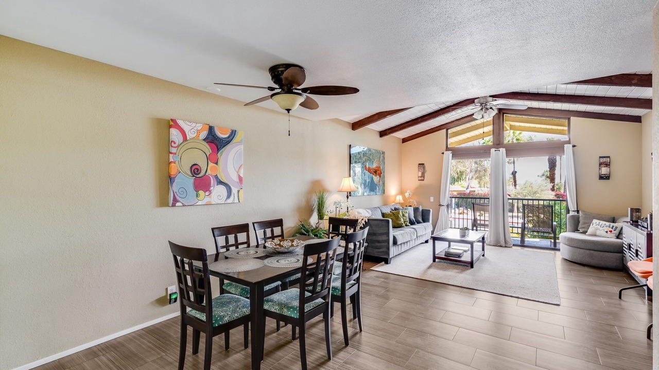 Photo of Livingroom in Sunrise Vista Chino