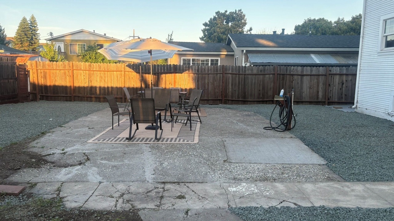 Photo of Others in East Palo Alto