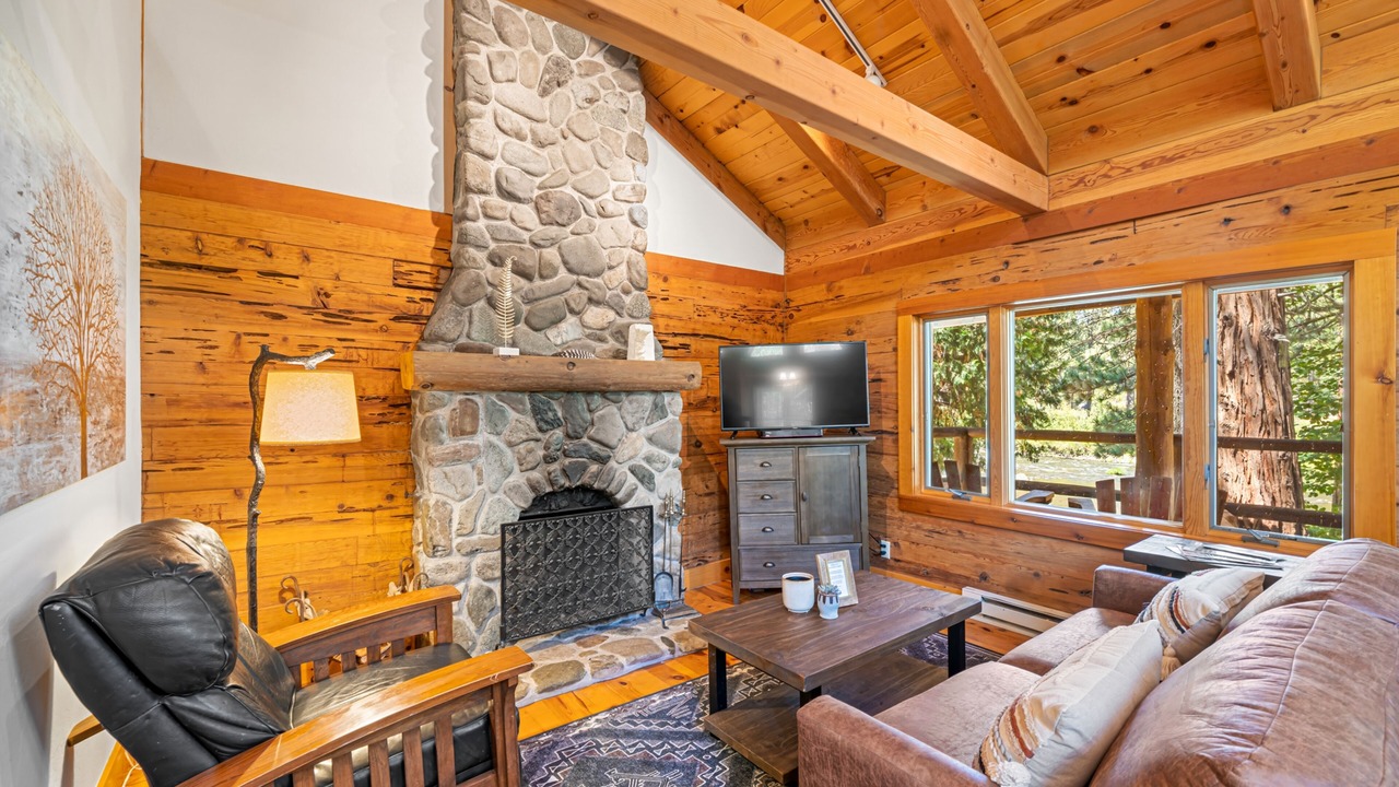 Photo of Livingroom in Sloat