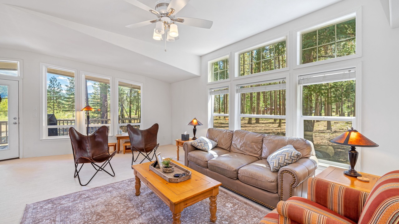 Photo of Livingroom in Sloat