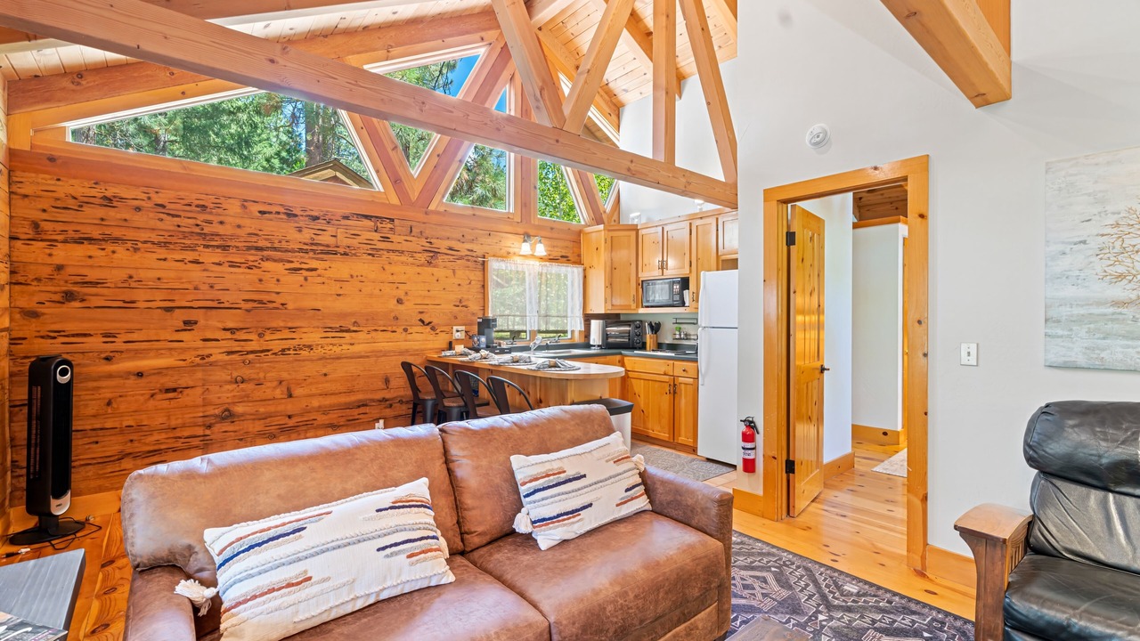 Photo of Livingroom in Sloat