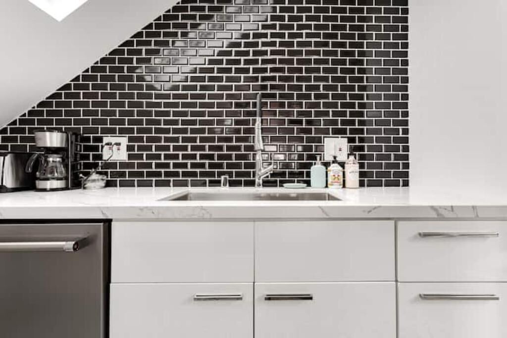 Photo of Kitchen in East Peralta