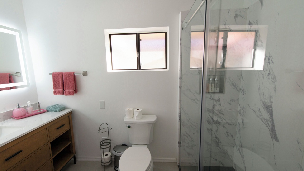 Photo of Bathroom in Racquet Club West