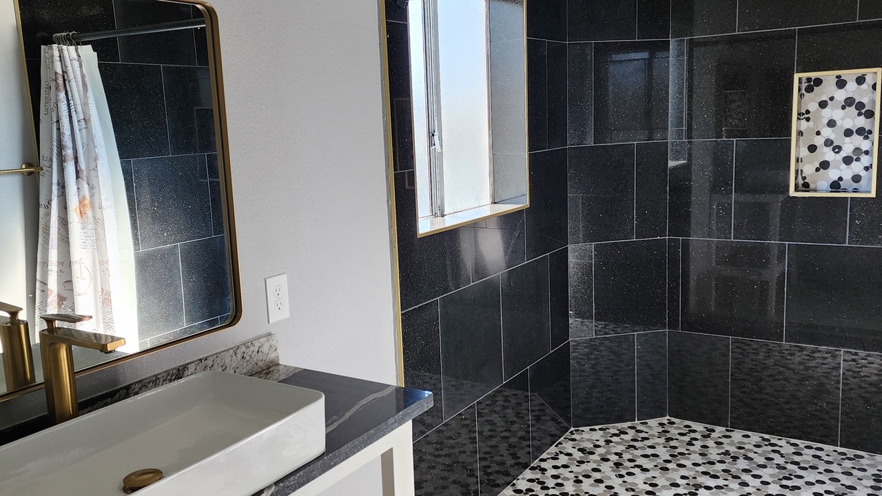 Photo of Bathroom in Lake Havasu City