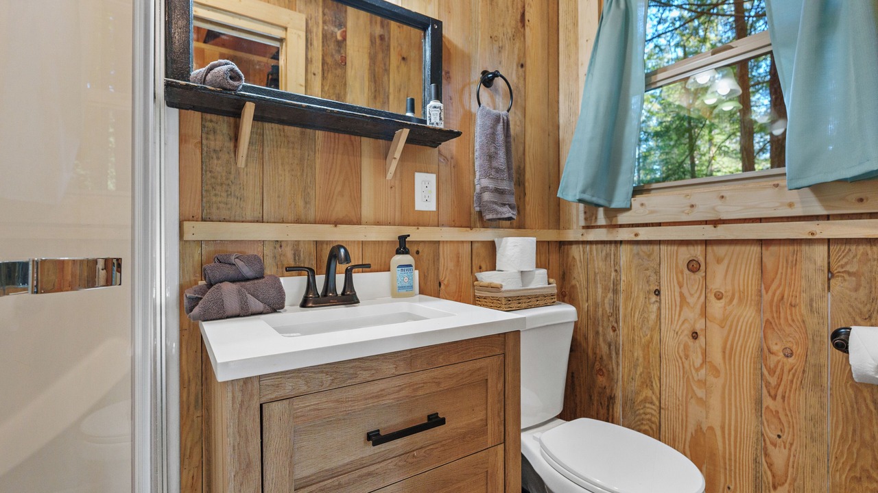 Photo of Bathroom in Crescent City