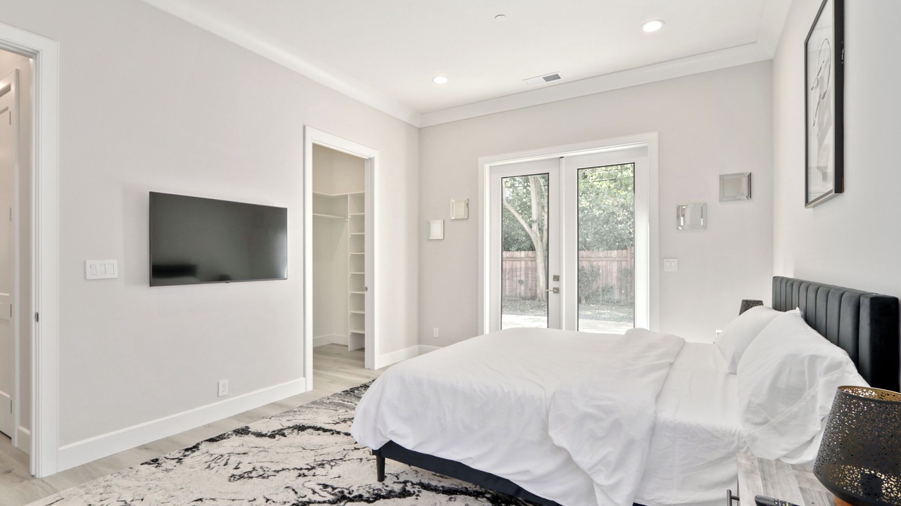 Photo of Bedroom in Central Davis