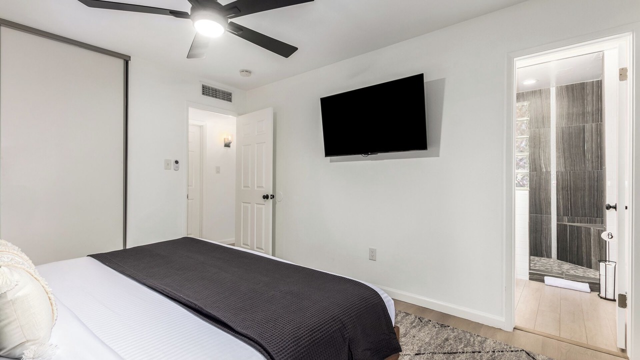 Photo of Bedroom in Scottsdale Estates Nine