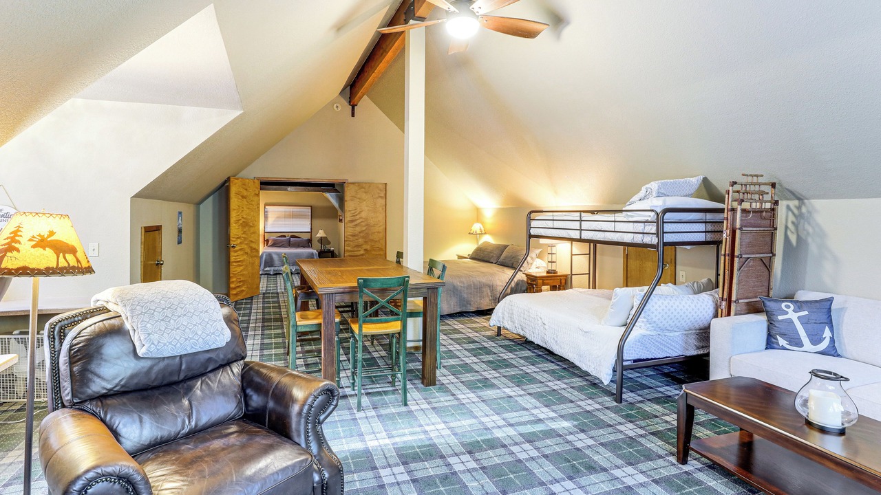 Photo of Bedroom in Lake Almanor Country Club