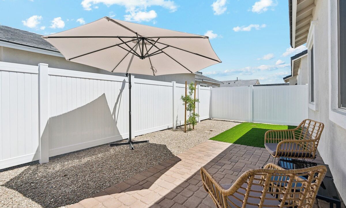 Photo of Patio Balcony in Sundance