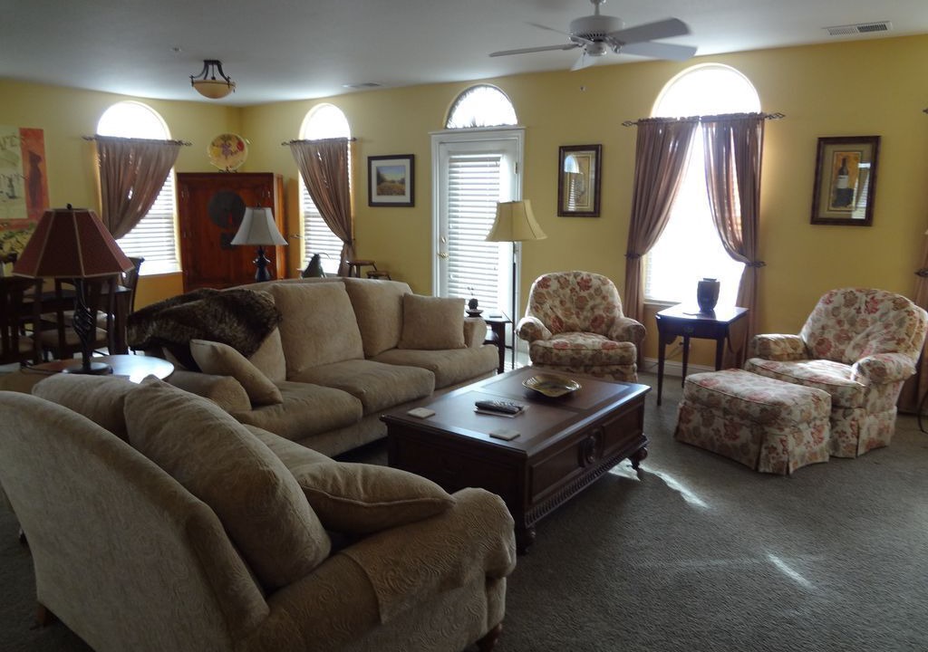Photo of Livingroom in Windsor