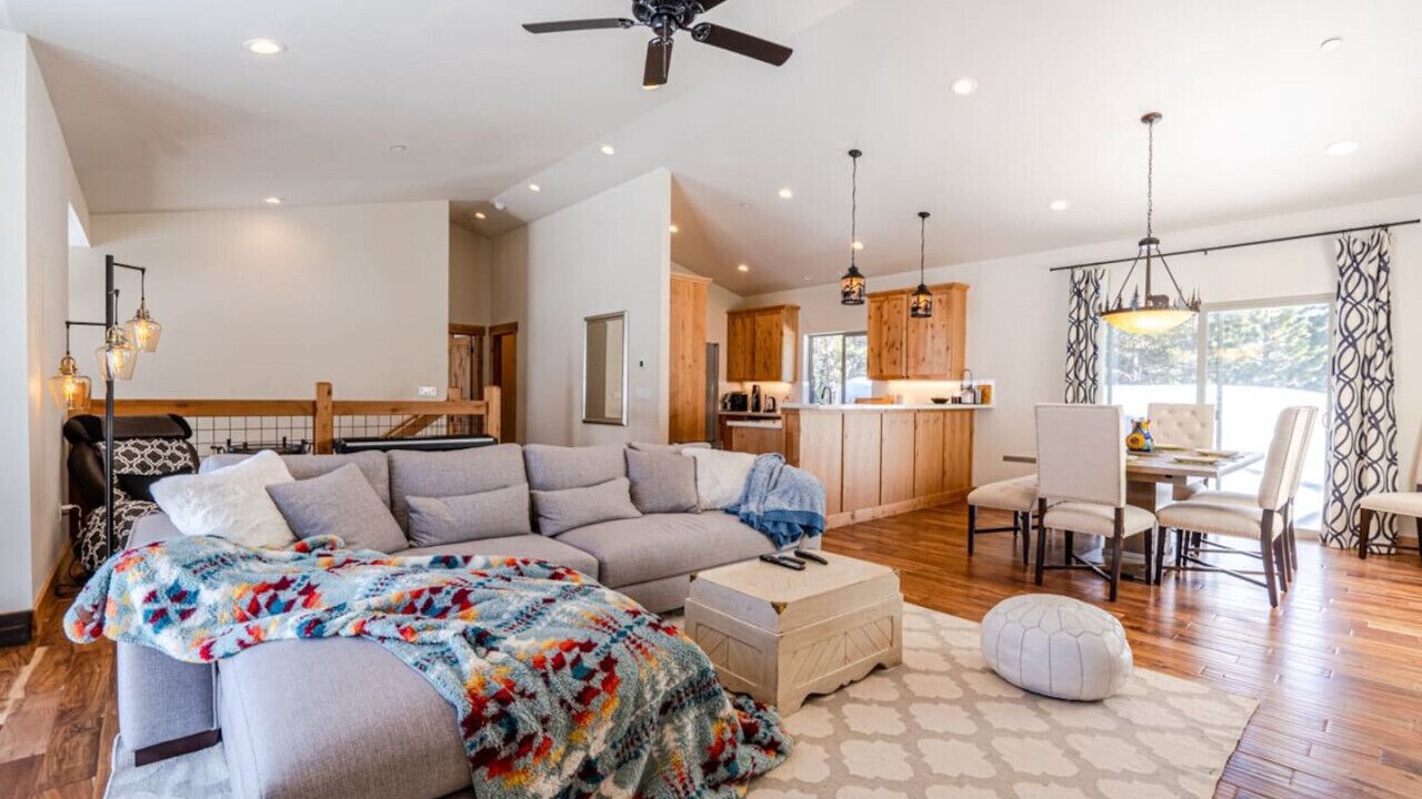 Photo of Livingroom in Tahoe Paradise