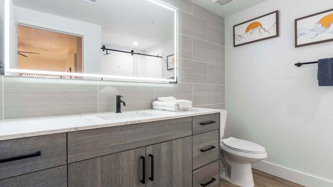 Photo of Bathroom in Desert Paradise Estates