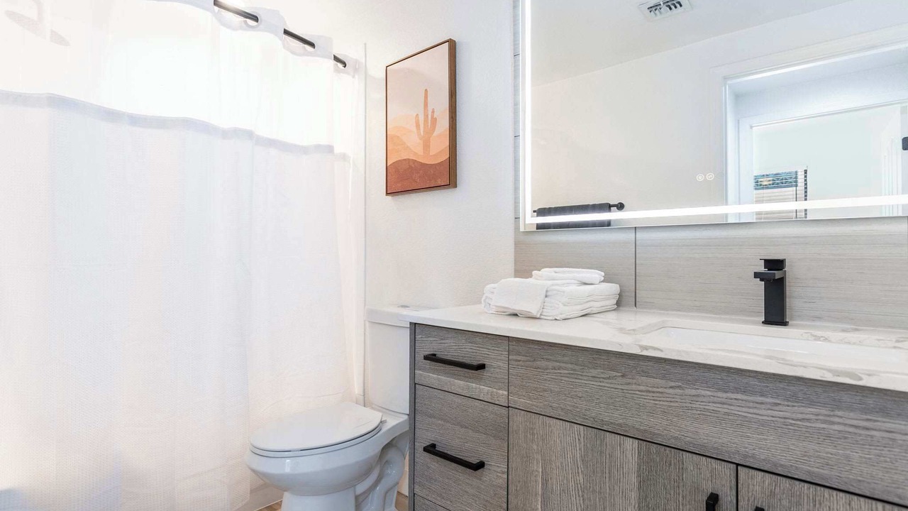 Photo of Bathroom in Desert Paradise Estates
