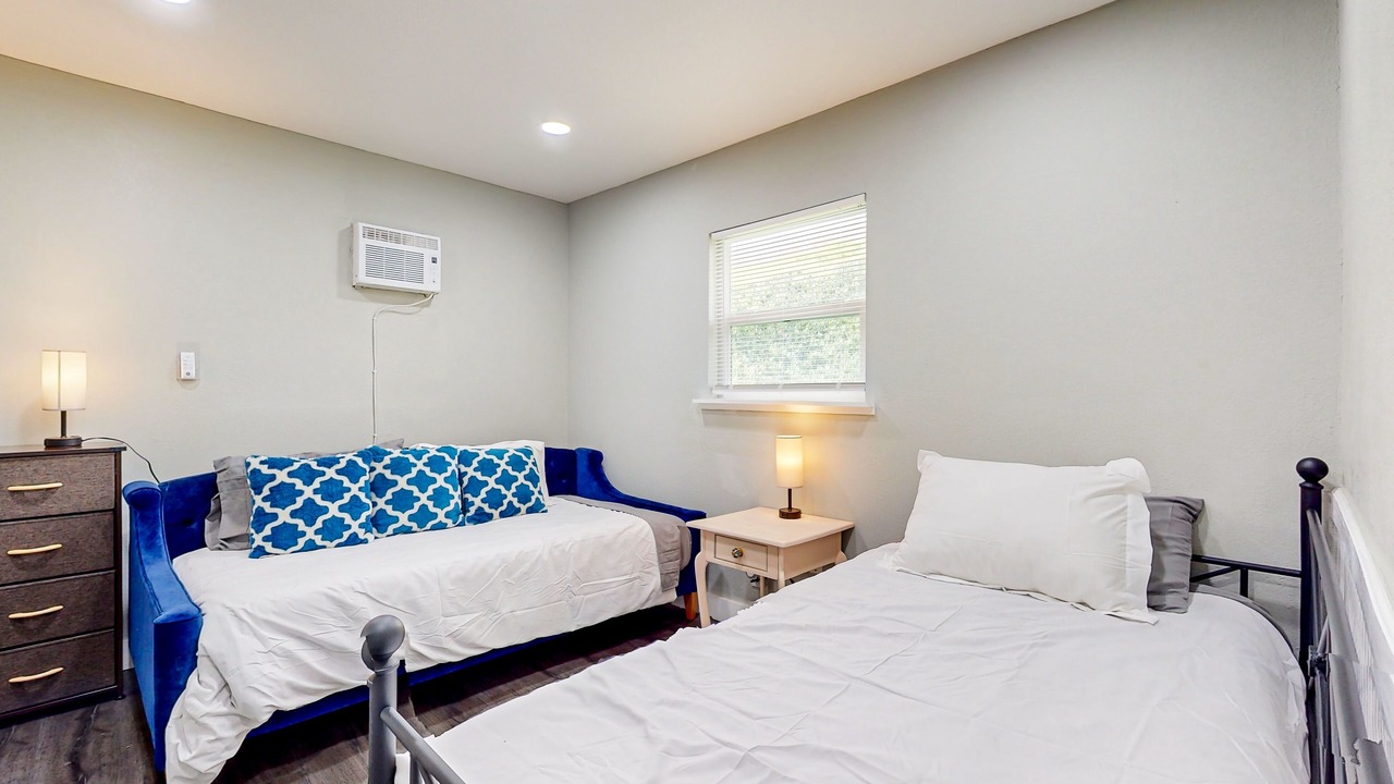 Photo of Bedroom in Bethel Island