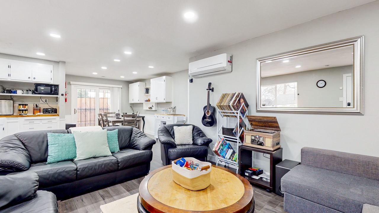 Photo of Livingroom in Bethel Island