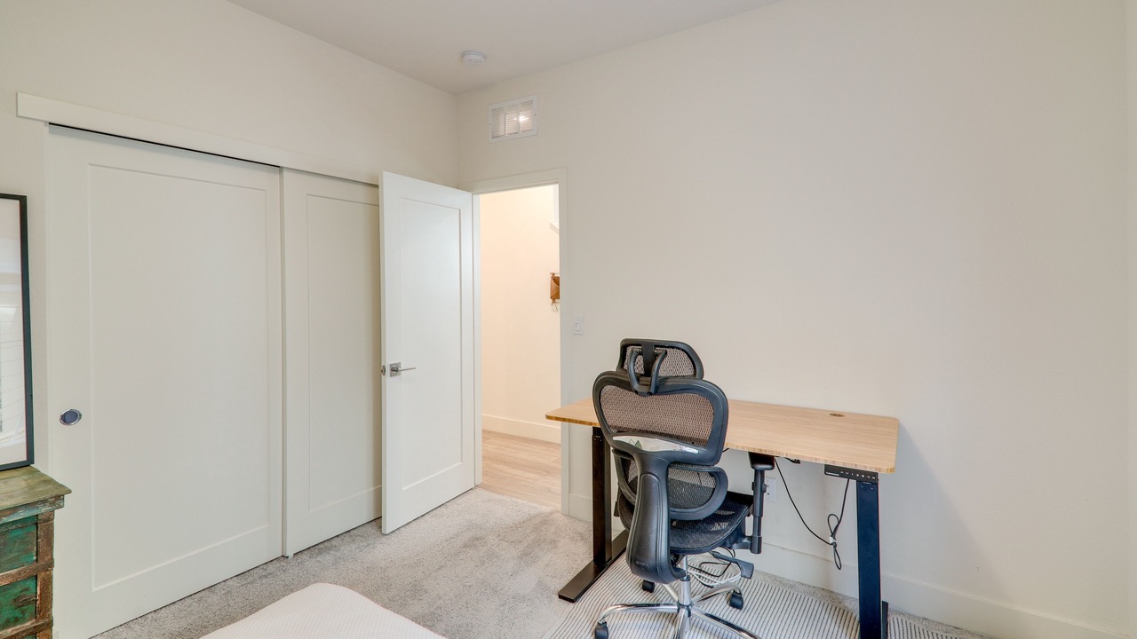 Photo of Bedroom in Newark
