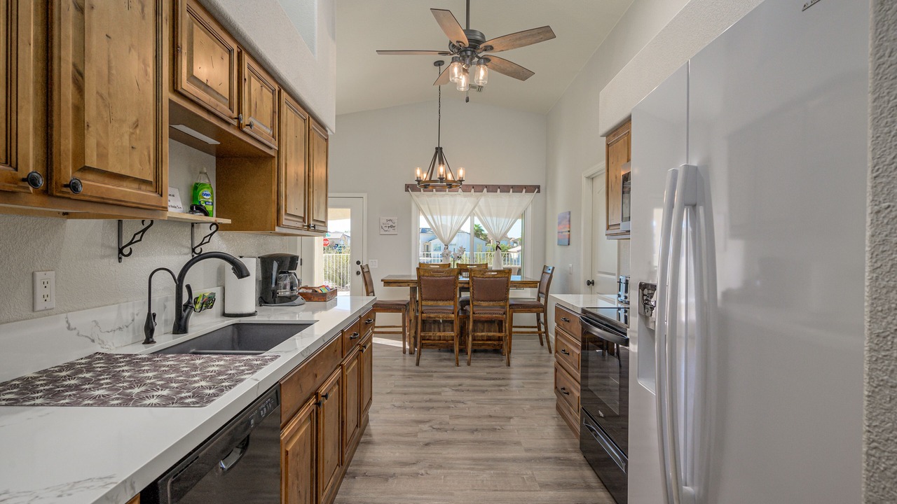 Photo of Kitchen in Sunridge Estates