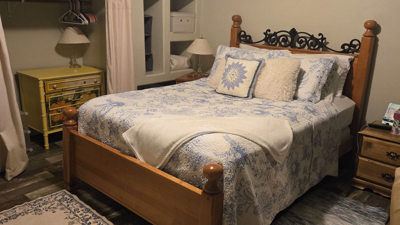 Photo of Bedroom in Prescott Valley Units