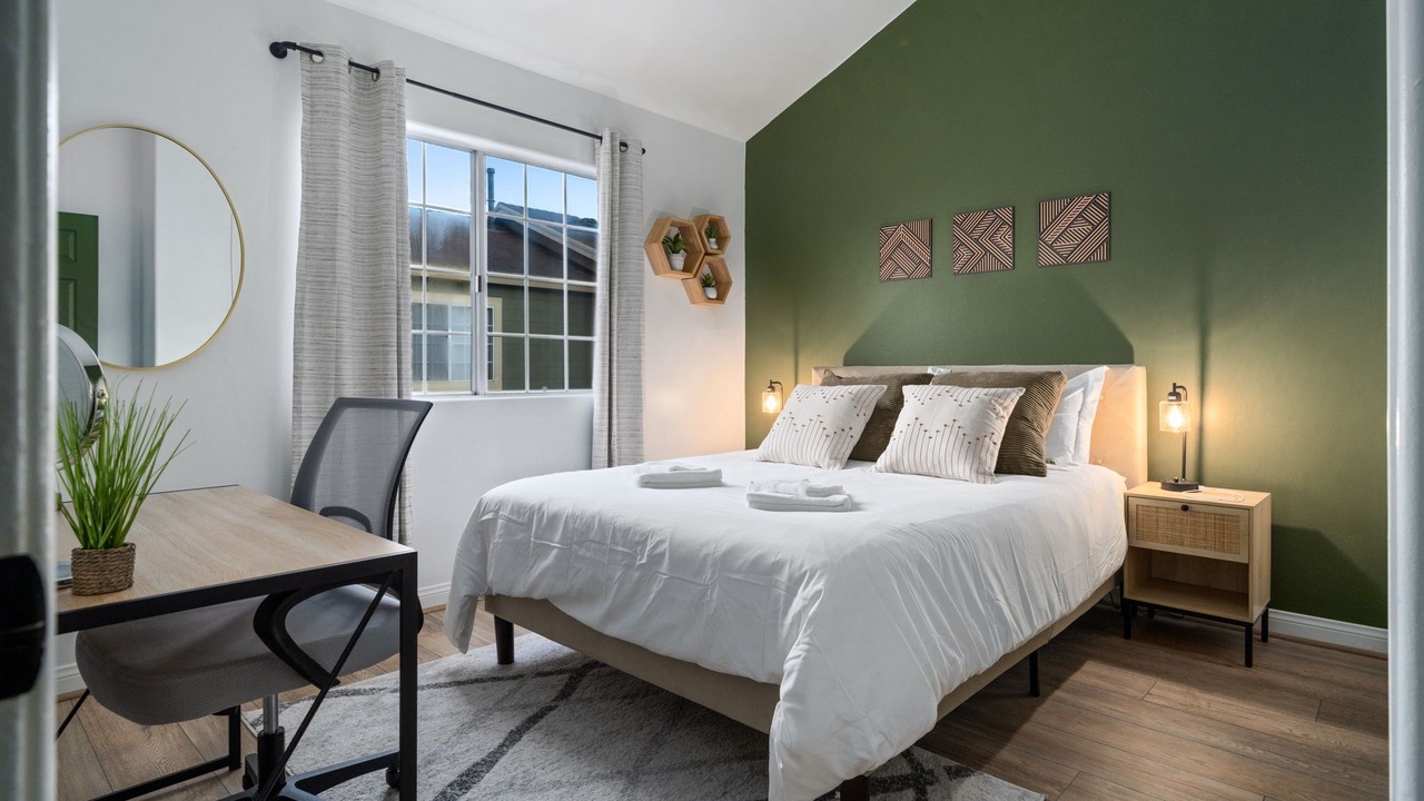 Photo of Bedroom in Sutter