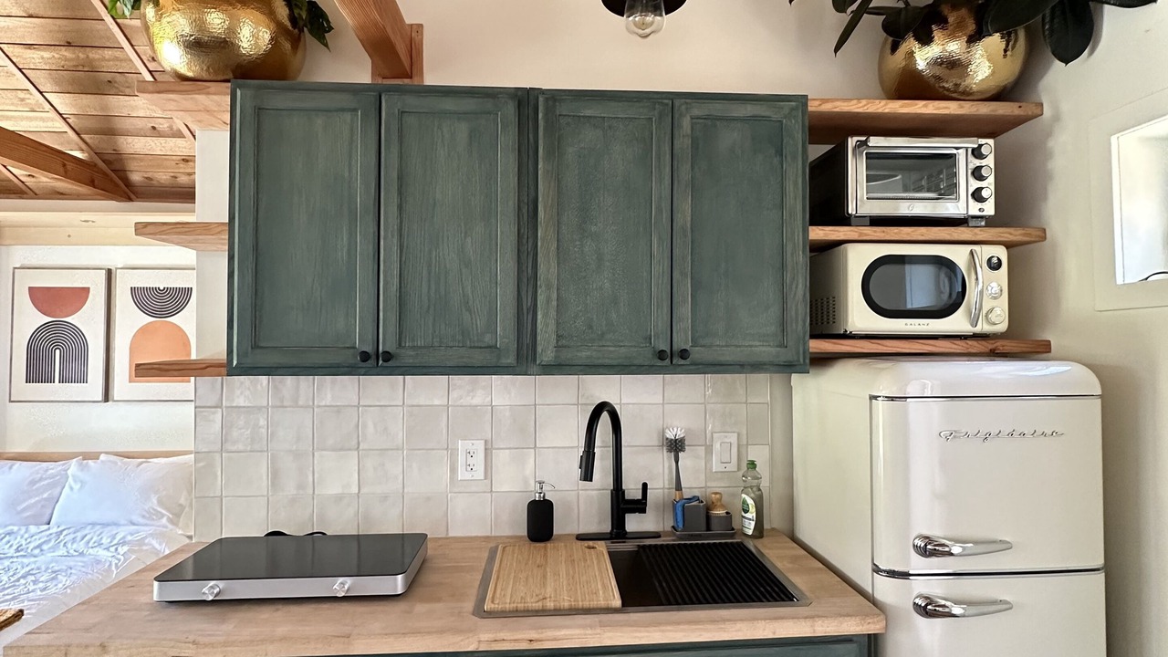 Photo of Kitchen in Roseway