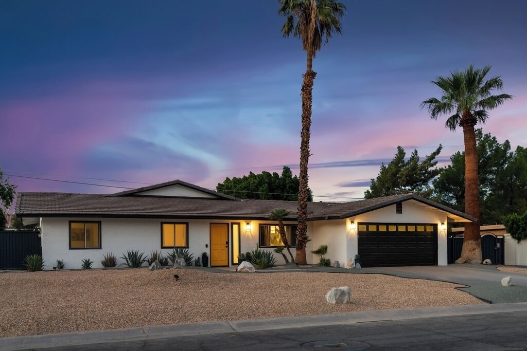 Photo of Outdoor in Desert Park Estates