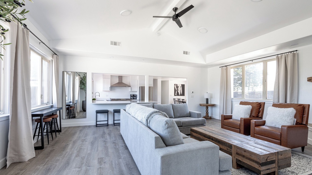 Photo of Livingroom in San Luis Obispo