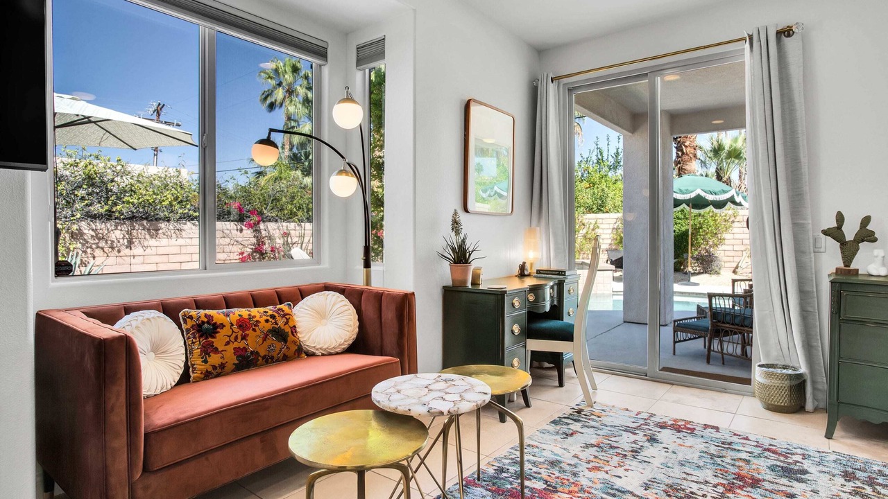 Photo of Livingroom in Palm Desert