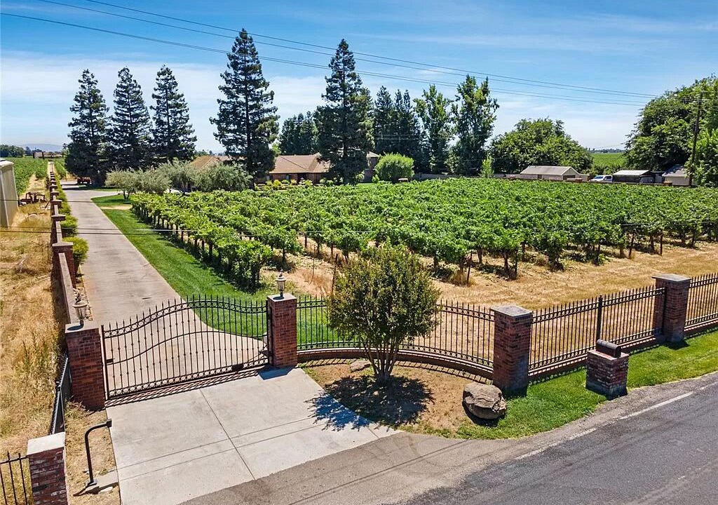 Photo of Outdoor in Victor