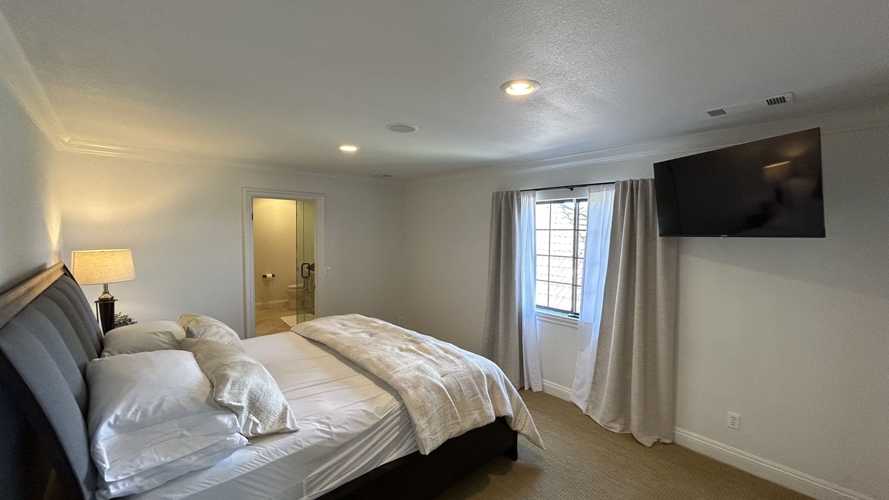 Photo of Bedroom in Victor