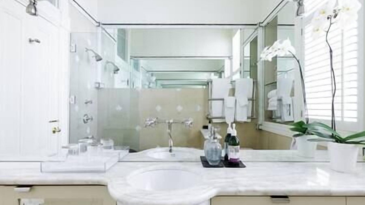 Photo of Bathroom in Pacific Heights